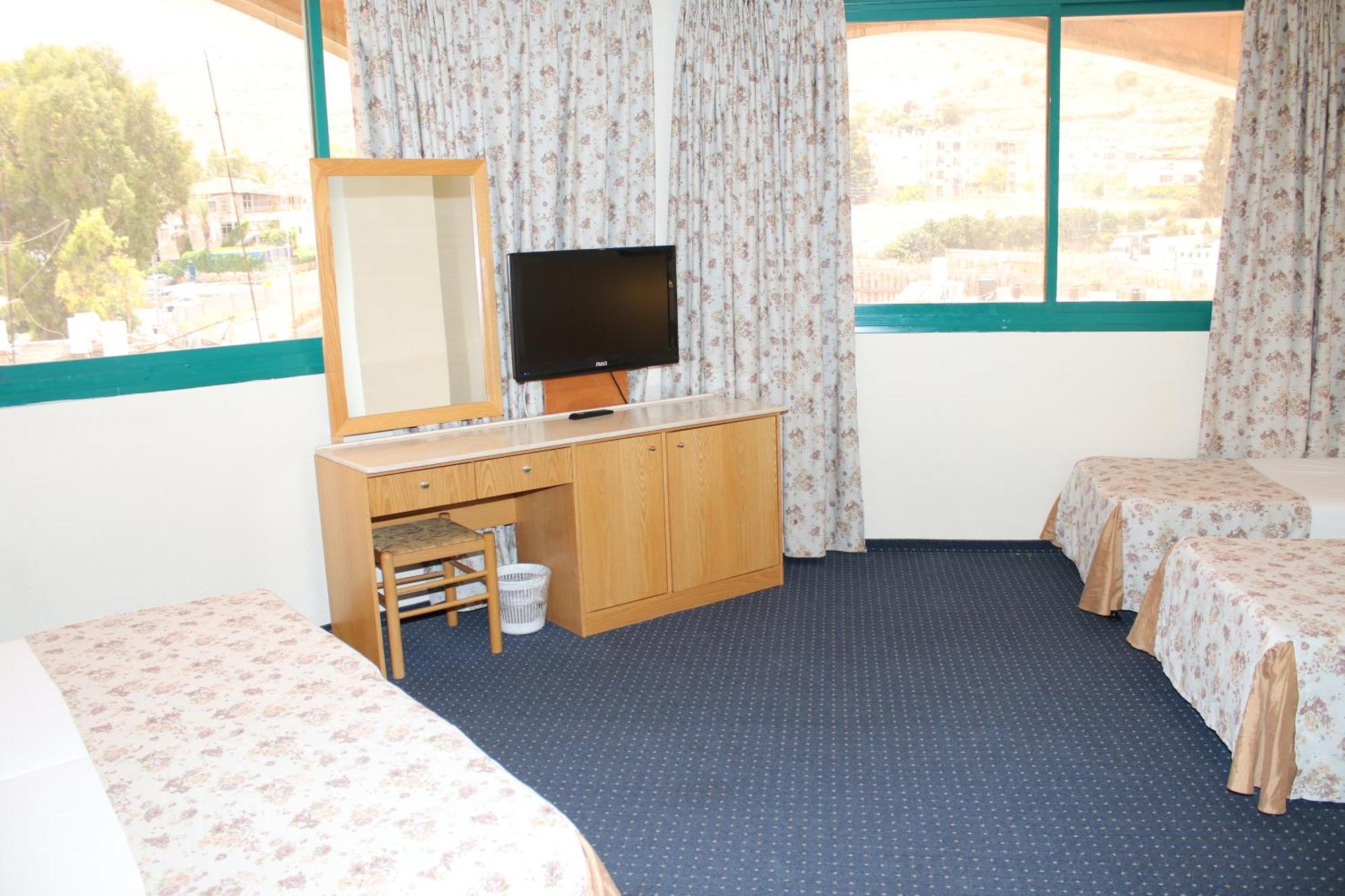 Hotel & Museum Dona Gracia Tiberias Zimmer foto